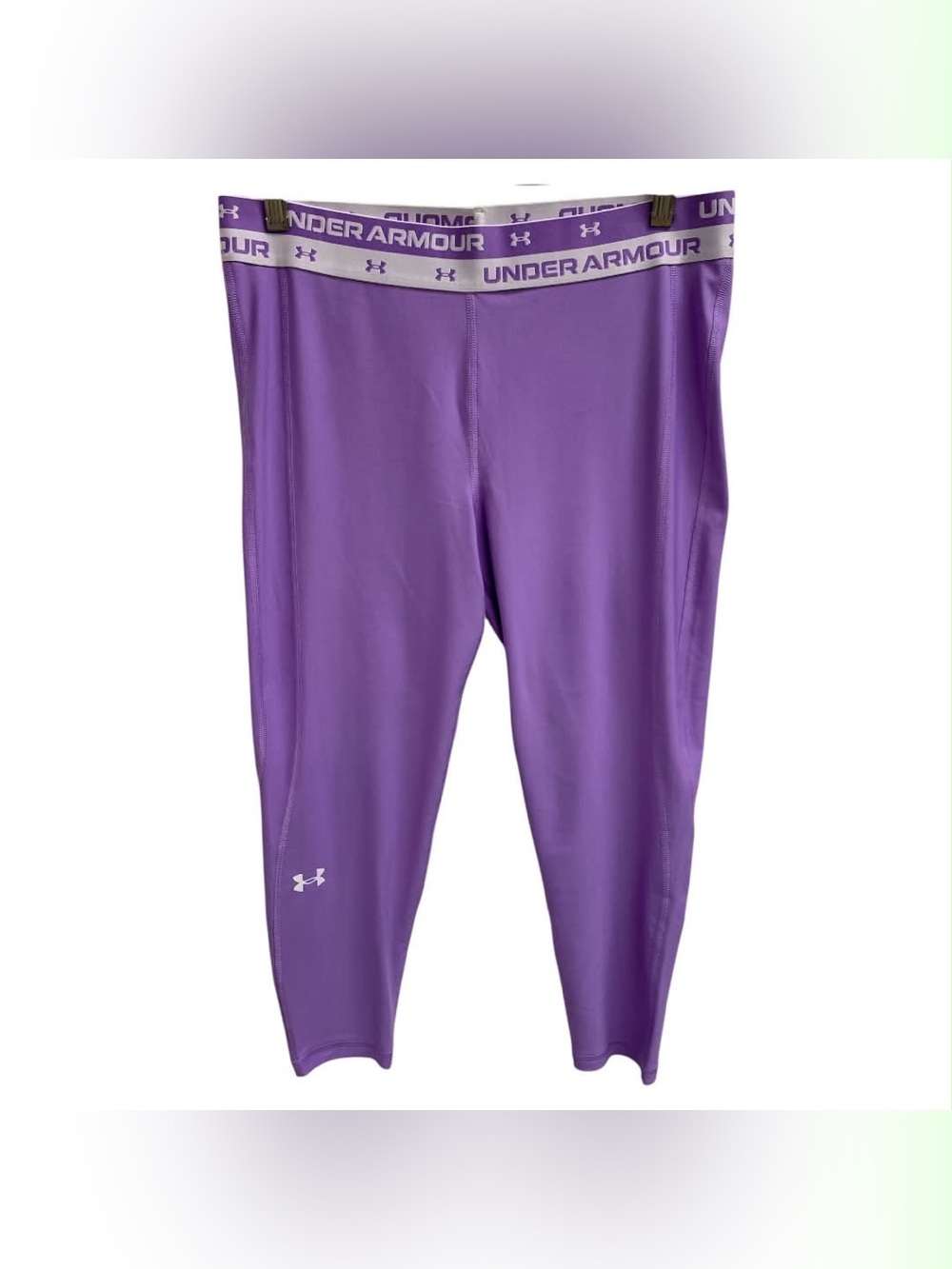 Under Armour NWT Purple Performance Leggings with Branded Waistband Size M